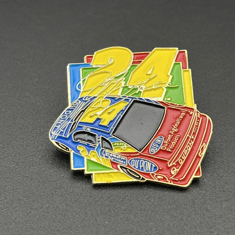 Jeff Gordon‎ #24 NASCAR DuPont Automotive Finishes Sponsor Lapel Hat Pin